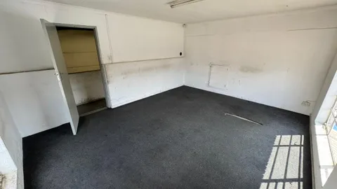 WhatsApp Image 2025-12-17 at 15.42.25 (3).